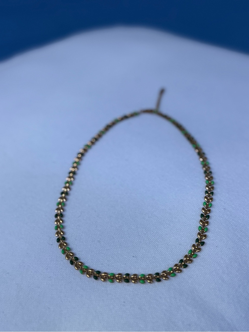 Atolea short necklace